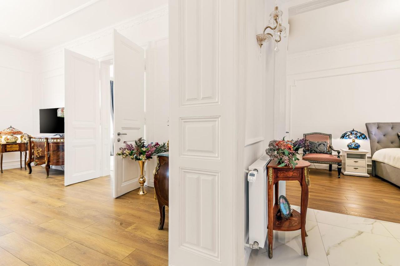 Luxury Class Apartment - 1St Floor, Large Apartment, Downtown, Newly Renovated, Fast Wifi, 4X Air Conditioning Загреб Екстериор снимка